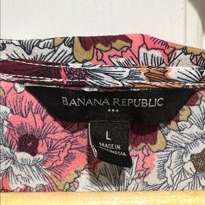 Banana Republic Pink and White Floral Blouse